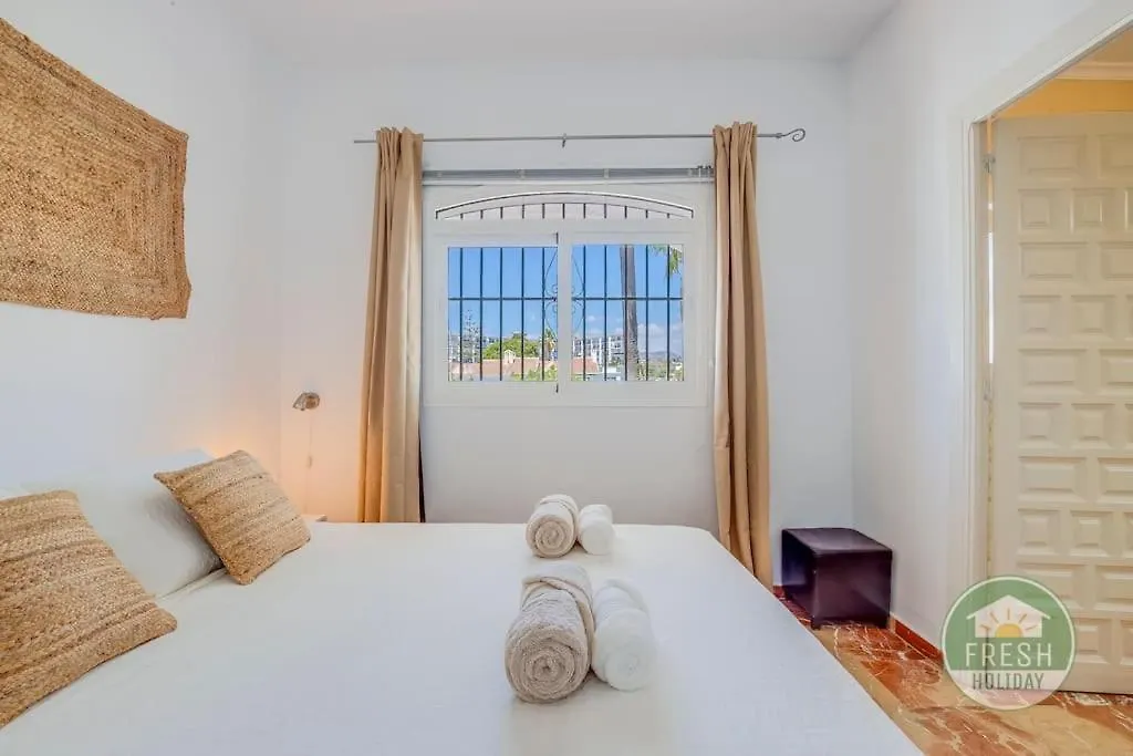 Lägenhet Casa Cielo Azul - Only 10 Mins Walk To Everything! Nerja Spanien