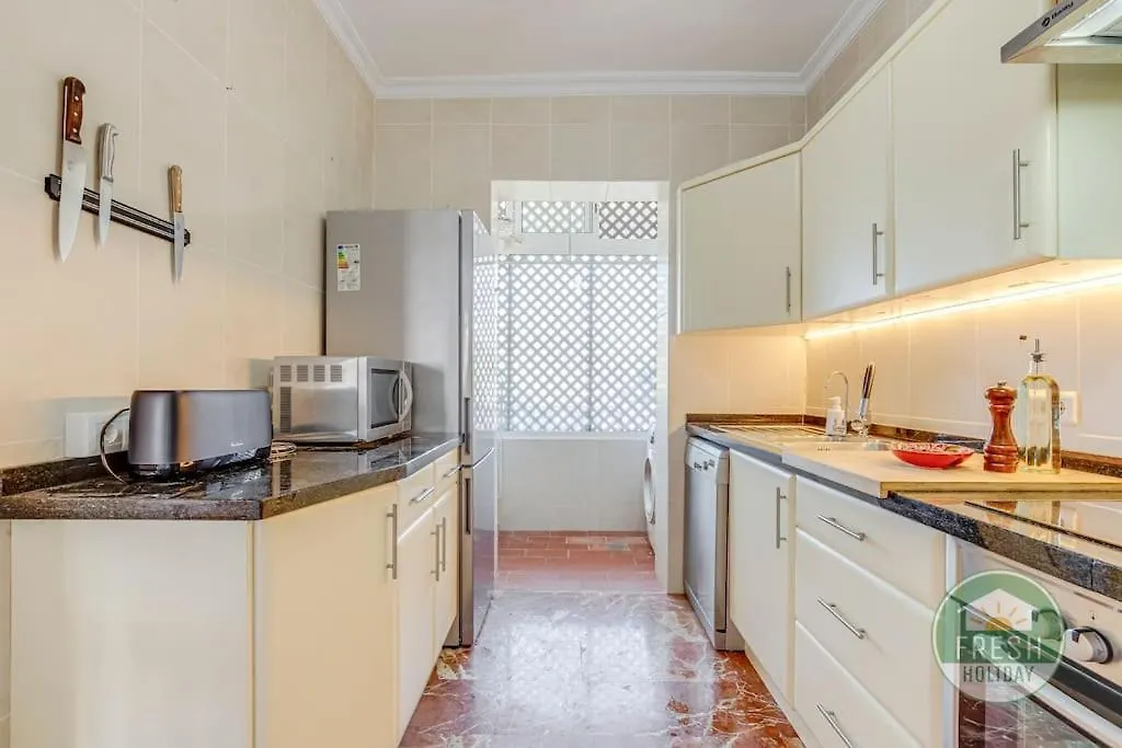 Casa Cielo Azul - Only 10 Mins Walk To Everything! Nerja Apartment